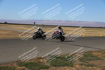 media/Aug-13-2023-CRA (Sun) [[1cfc37a6fb]]/Race 3 600 Superbike/Grid Shots/